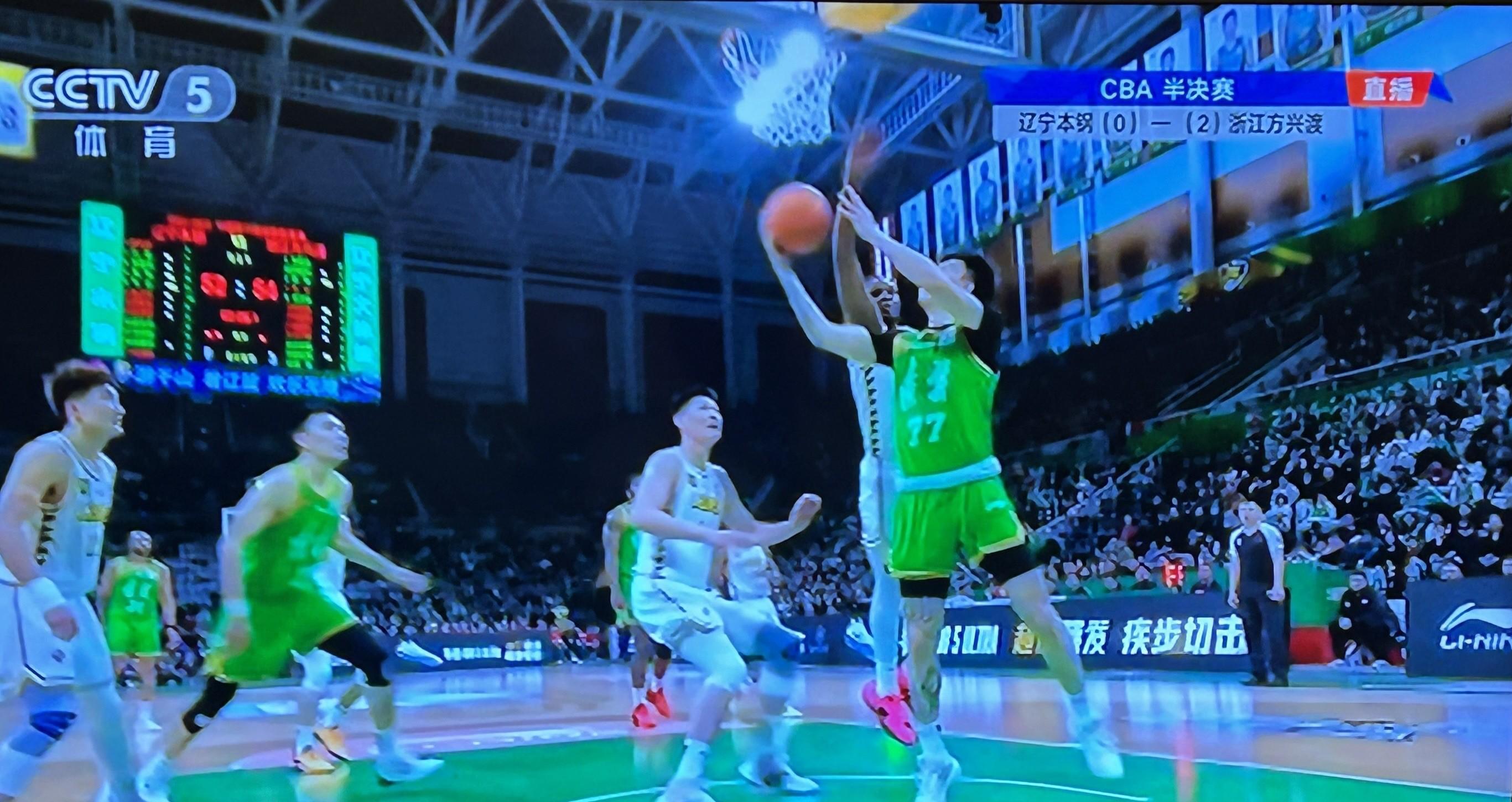 爱游戏棋牌赛地聚焦——CBA常规赛最后时刻热度飙升，福建男篮篮板制胜，底气十足，球探报告显示潜力的简单介绍